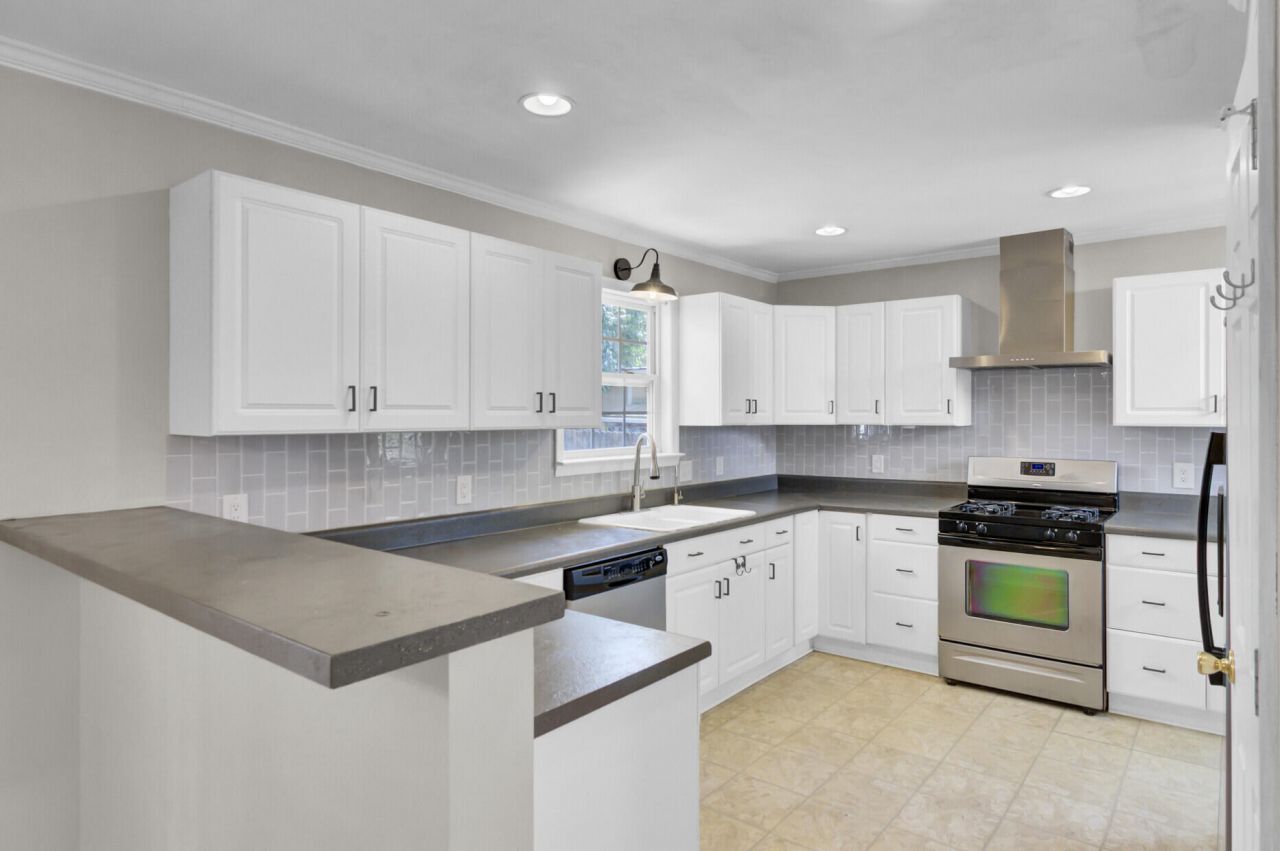 2232 Doris Drive Photo 6