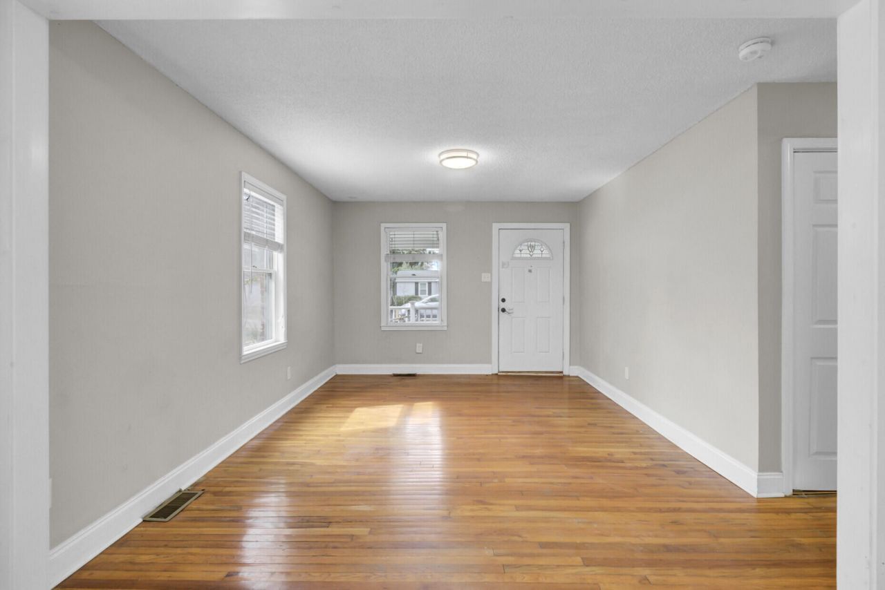 2232 Doris Drive Photo 7