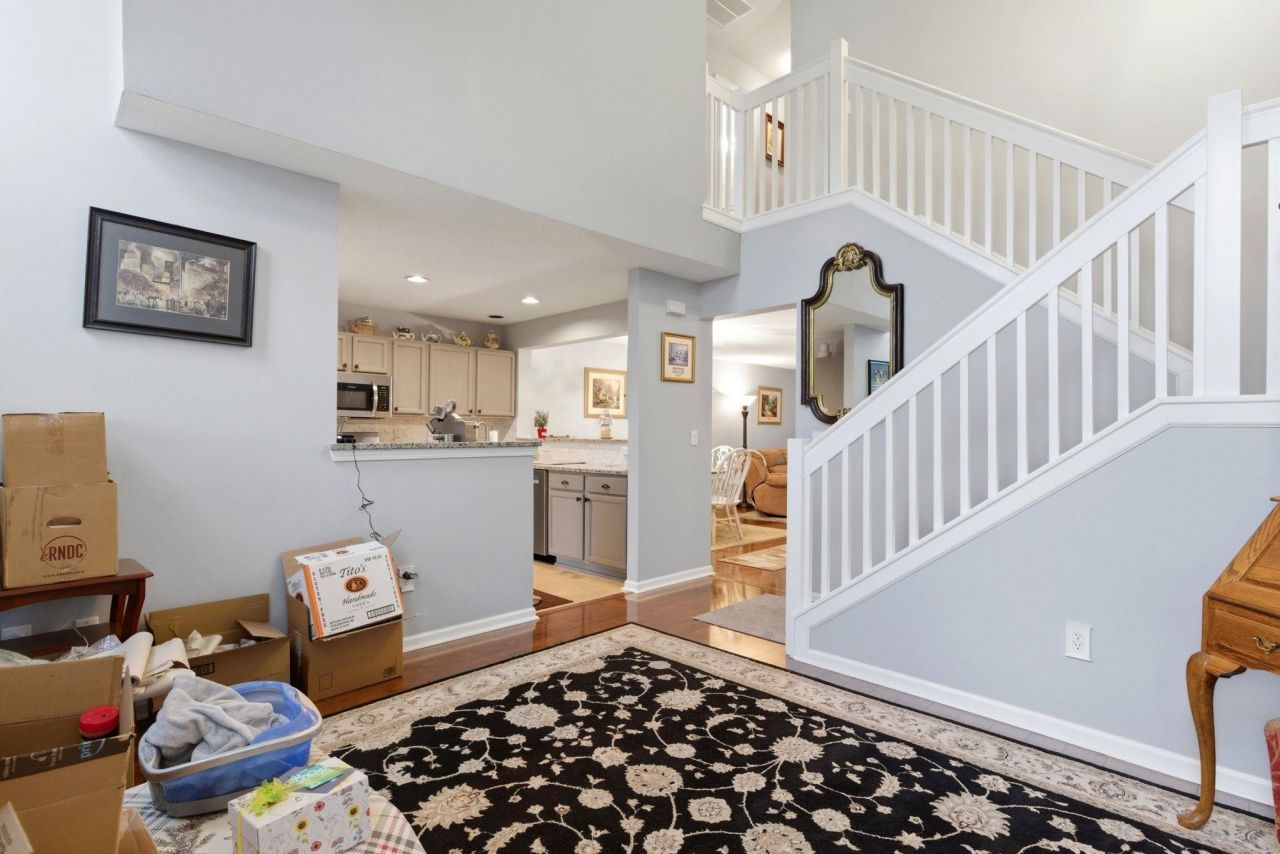 638 Riverward Dr.  Photo 18