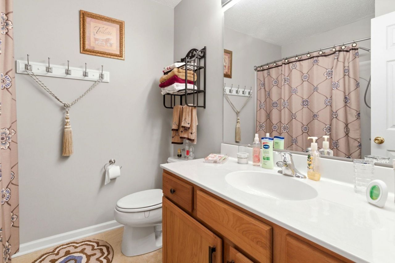 638 Riverward Dr.  Photo 23