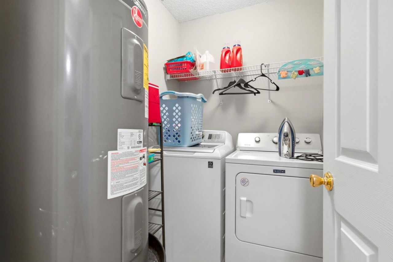 638 Riverward Dr.  Photo 24