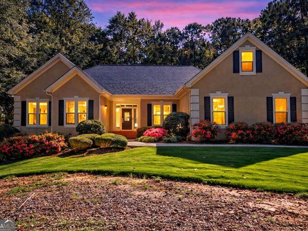 217 Windermere Circle, Newnan, GA 30265