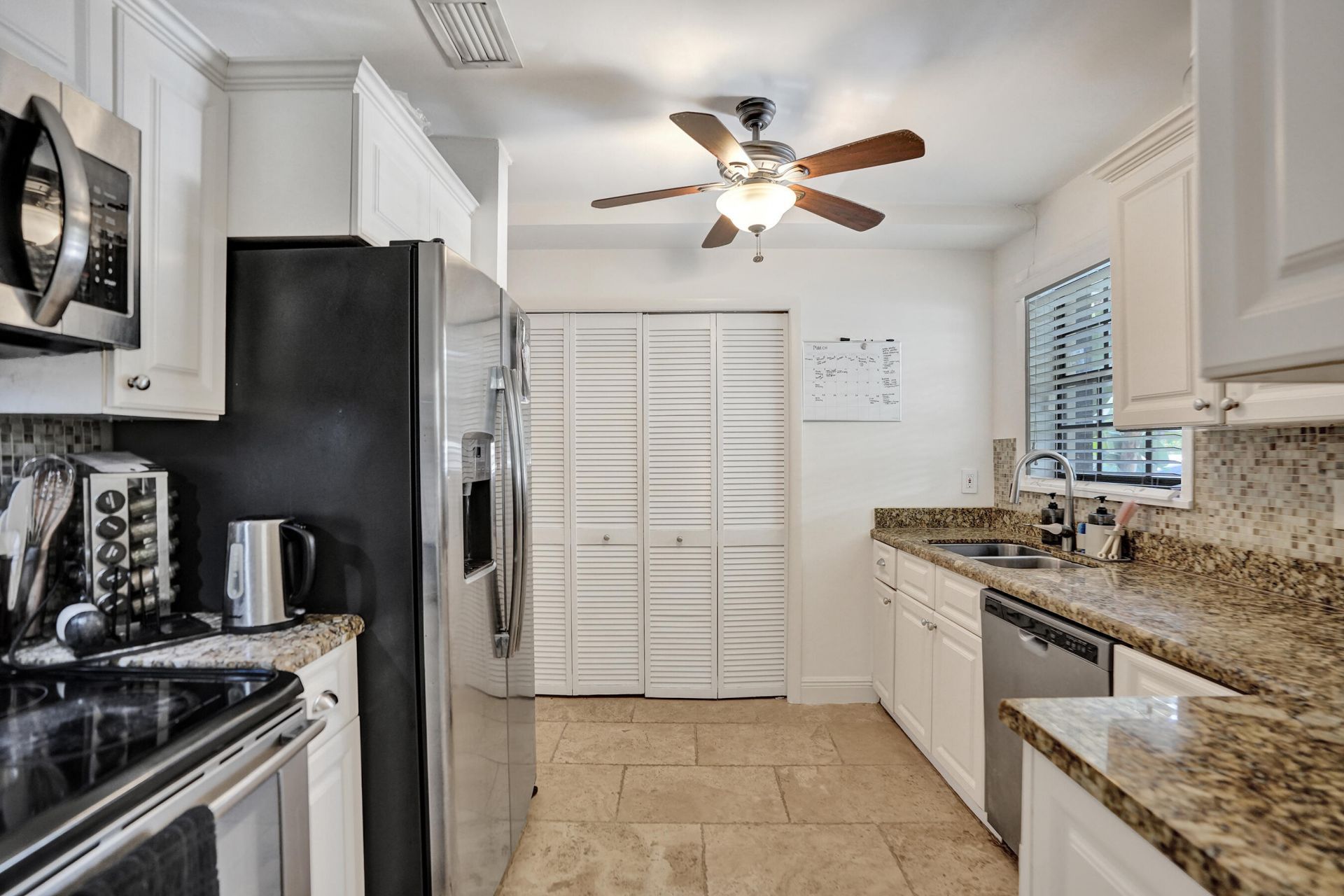 905 SE 12th Court, Unit 16, Fort Lauderdale, FL 33316 Photo