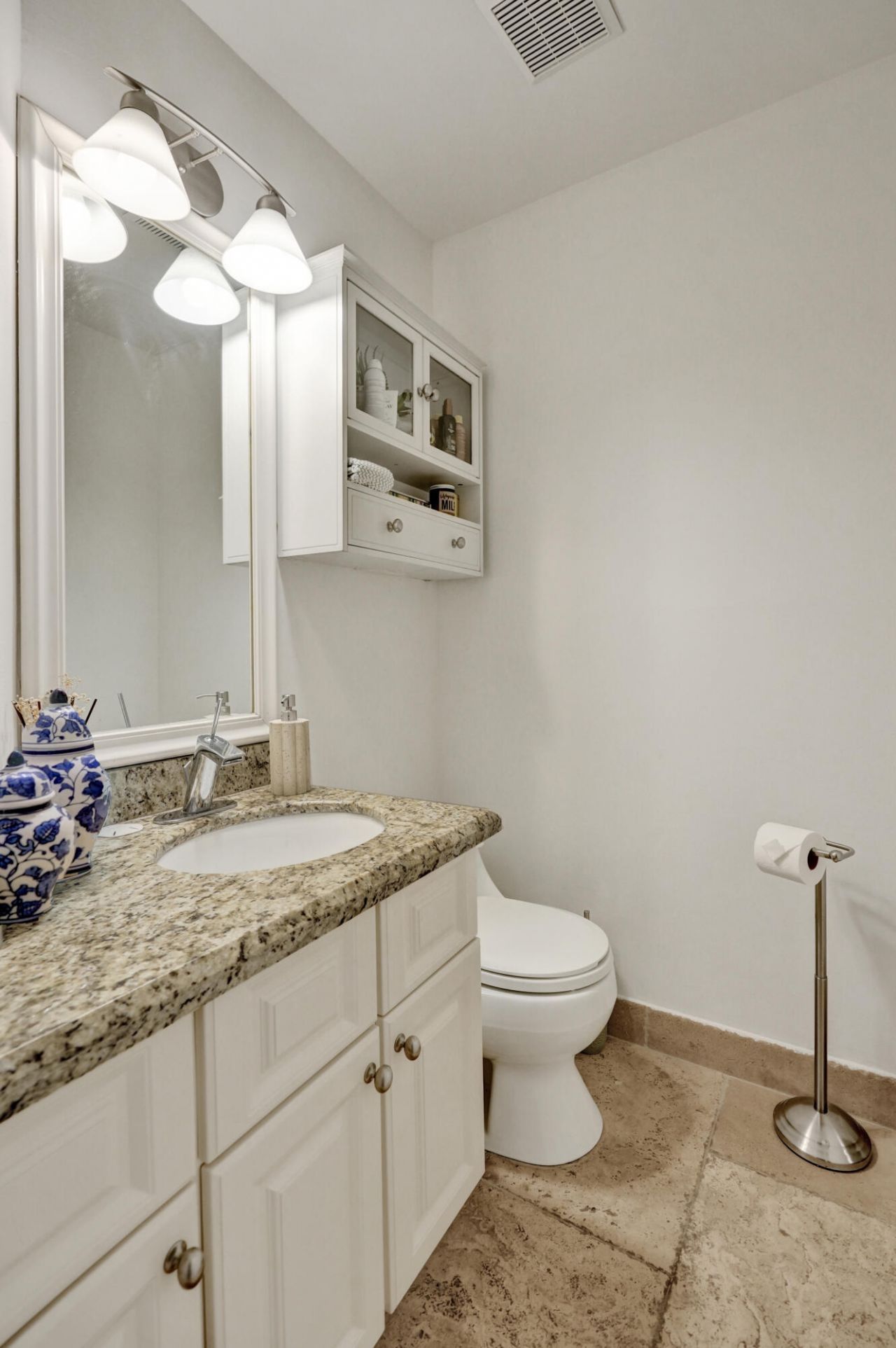 905 SE 12th Court, Unit 16, Fort Lauderdale, FL 33316 Photo