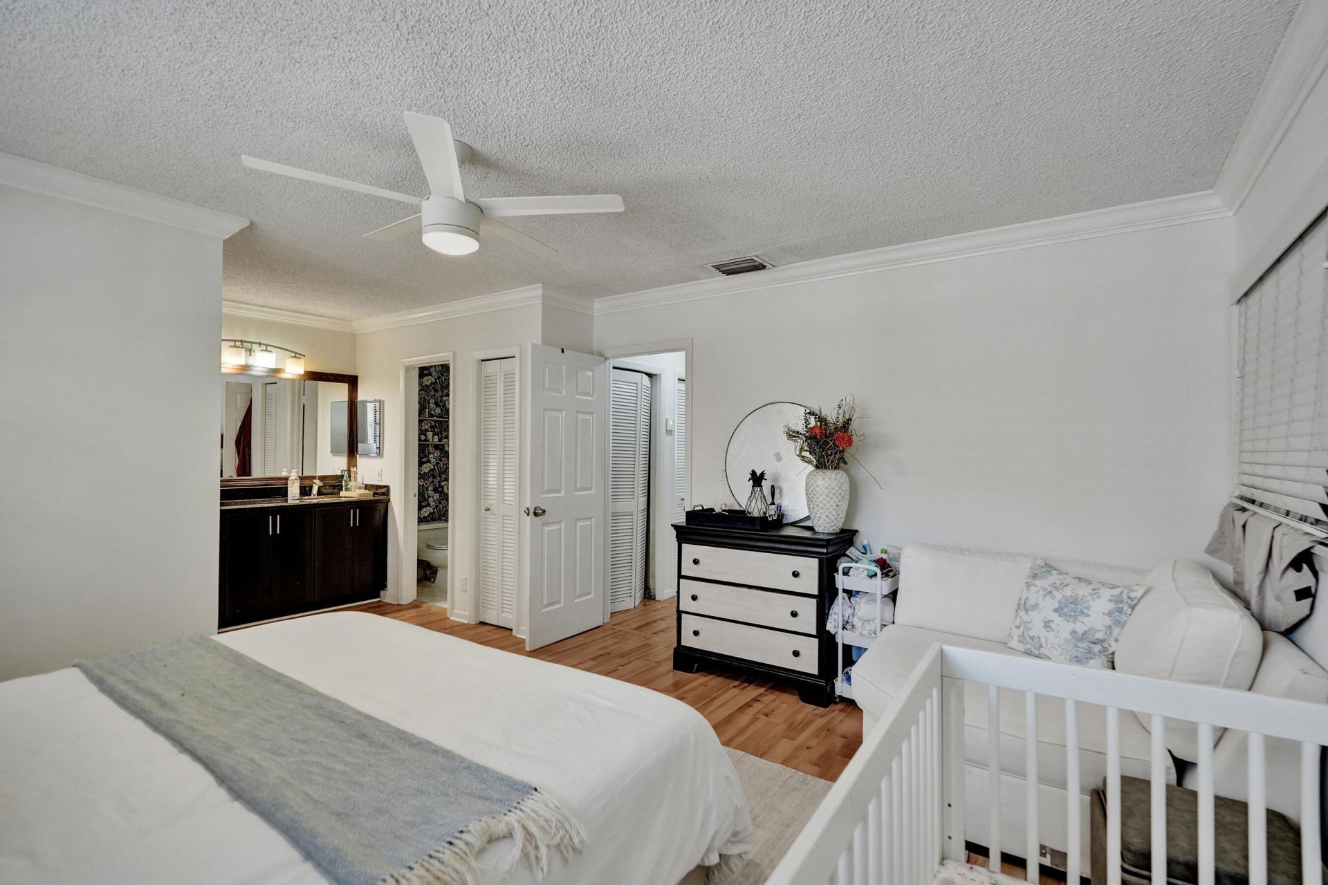 905 SE 12th Court, Unit 16, Fort Lauderdale, FL 33316 Photo