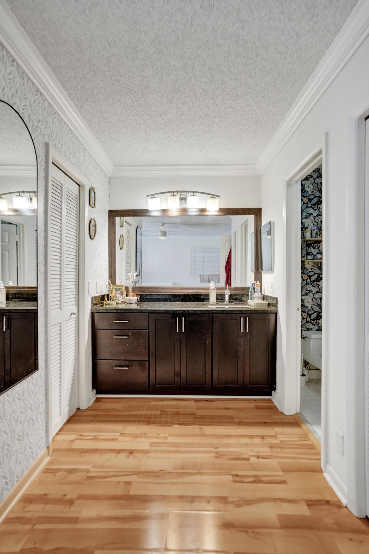 905 SE 12th Court, Unit 16, Fort Lauderdale, FL 33316 Photo