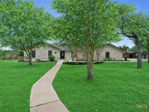 404 Skyline Road , Georgetown, TX 78628
