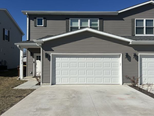 1412 8th Street , Harvard, IL 60033