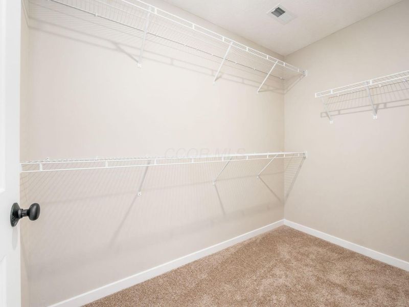 352 Postle Boulevard , Columbus, OH 43228 Photo 17