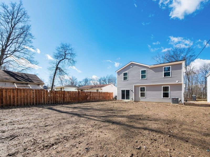 352 Postle Boulevard , Columbus, OH 43228 Photo 26