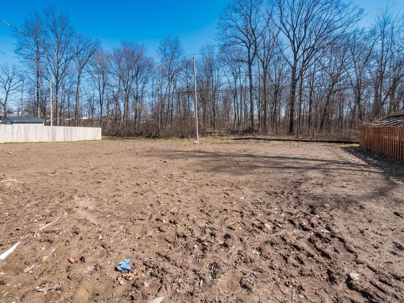 352 Postle Boulevard , Columbus, OH 43228 Photo 27