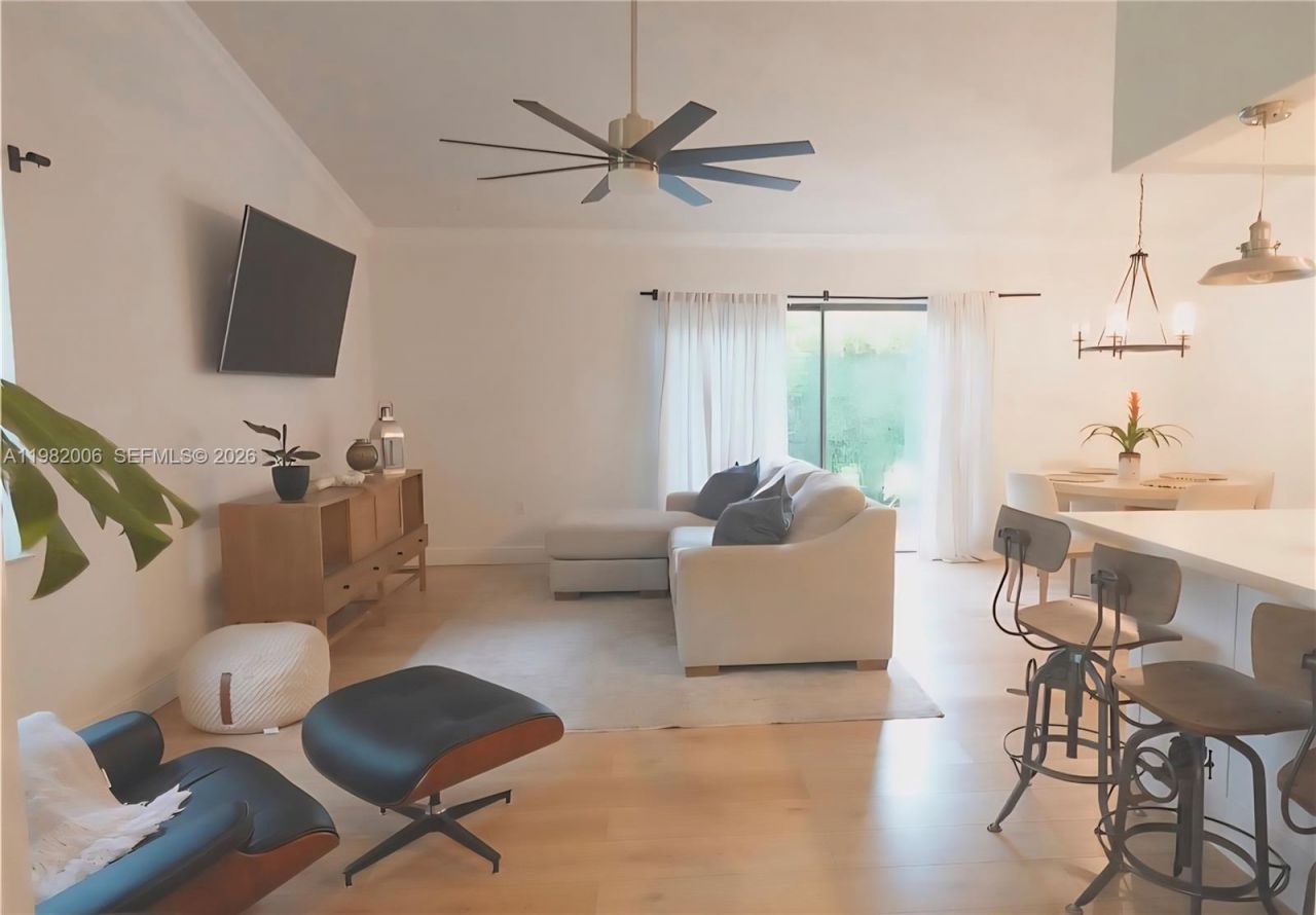 11491 SW 109th Rd, Unit 15A, Miami, FL 33176 Photo