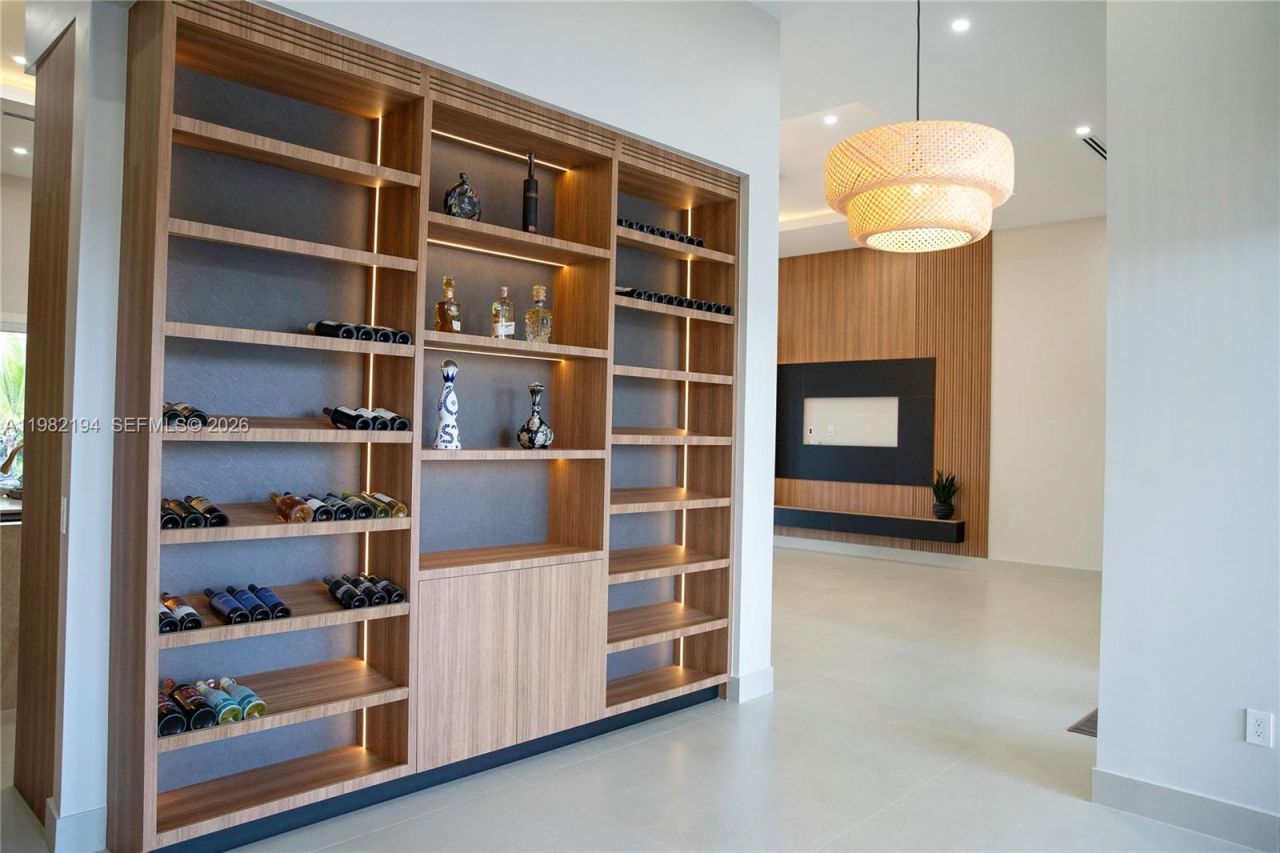 13231 SW 220 St , Miami, FL 33170 Photo