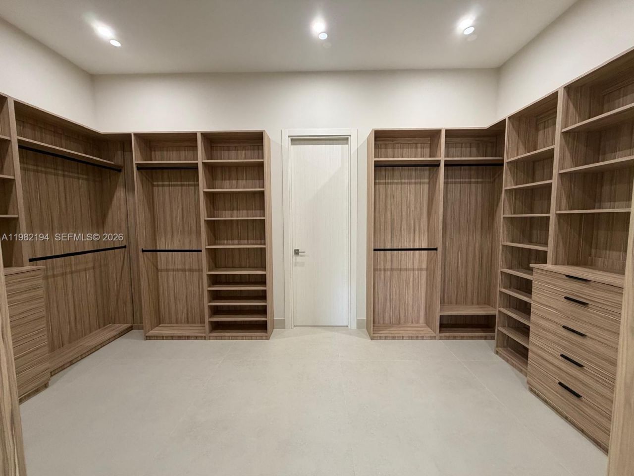 13231 SW 220 St , Miami, FL 33170 Photo