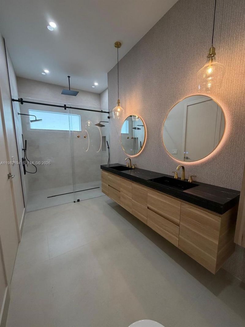 13231 SW 220 St , Miami, FL 33170 Photo