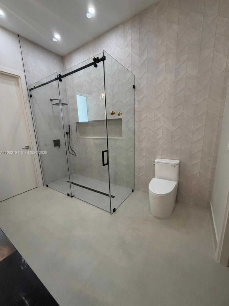 13231 SW 220 St , Miami, FL 33170 Photo