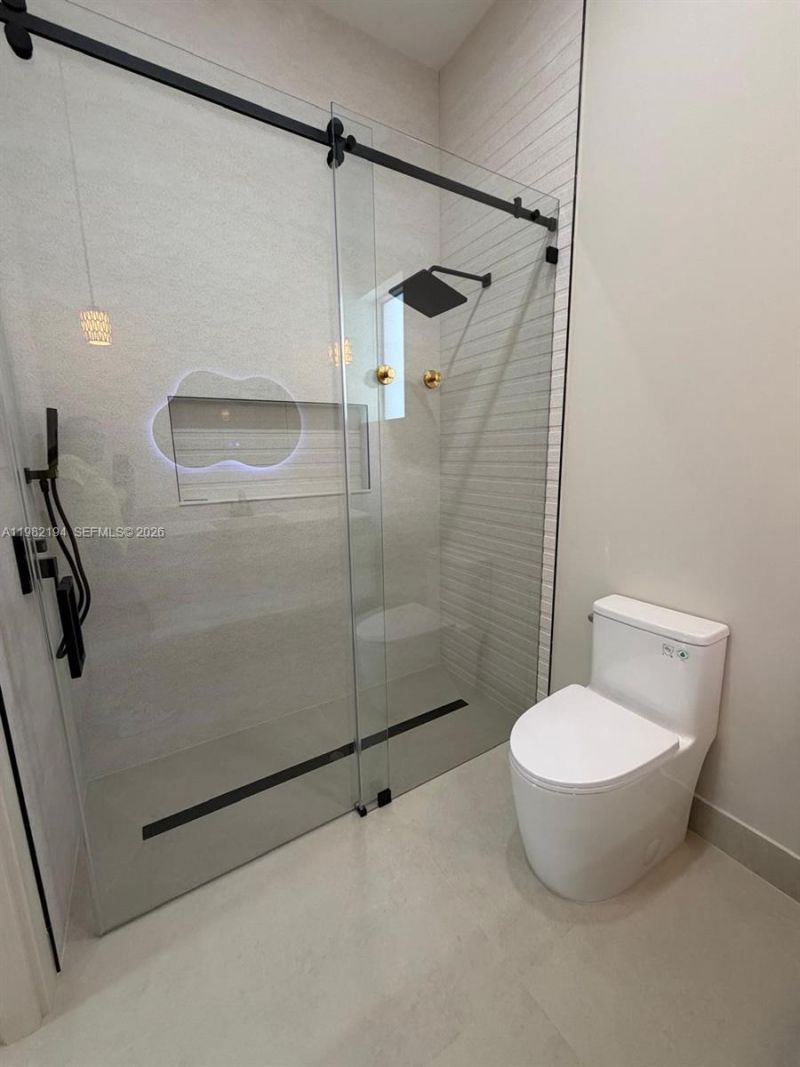 13231 SW 220 St , Miami, FL 33170 Photo