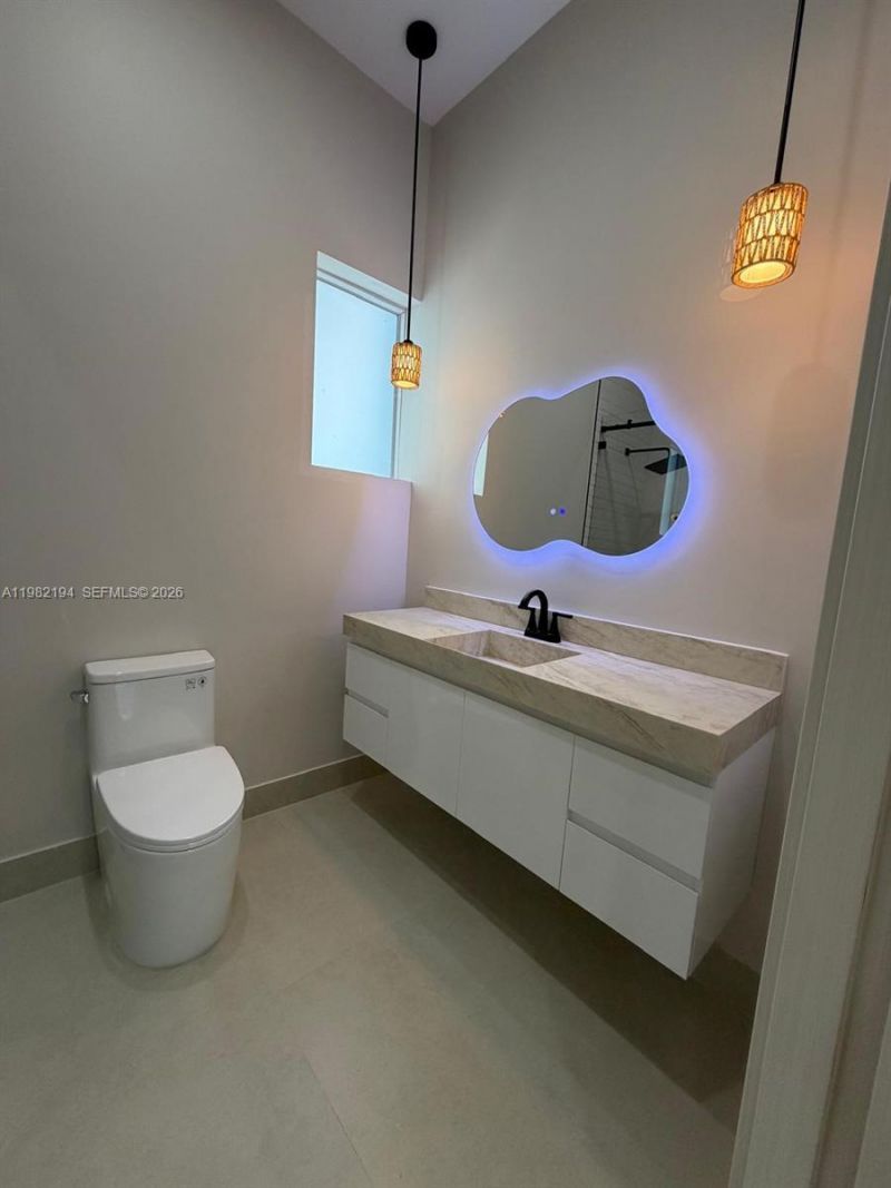 13231 SW 220 St , Miami, FL 33170 Photo