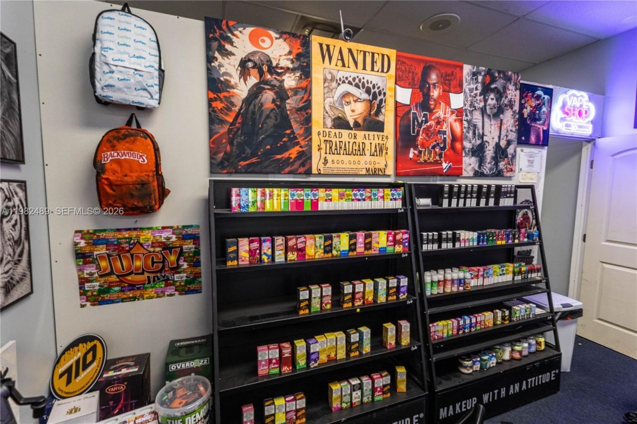 6401 N University Dr , Tamarac, FL 33321 Photo