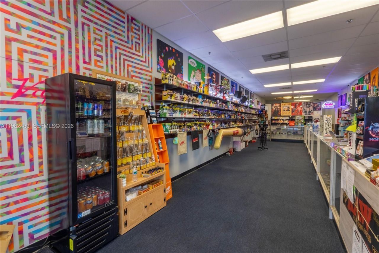 6401 N University Dr , Tamarac, FL 33321 Photo