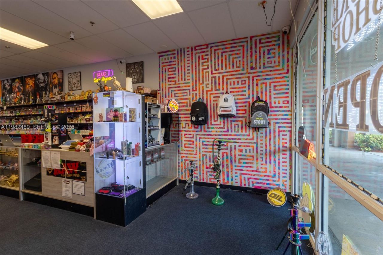 6401 N University Dr , Tamarac, FL 33321 Photo