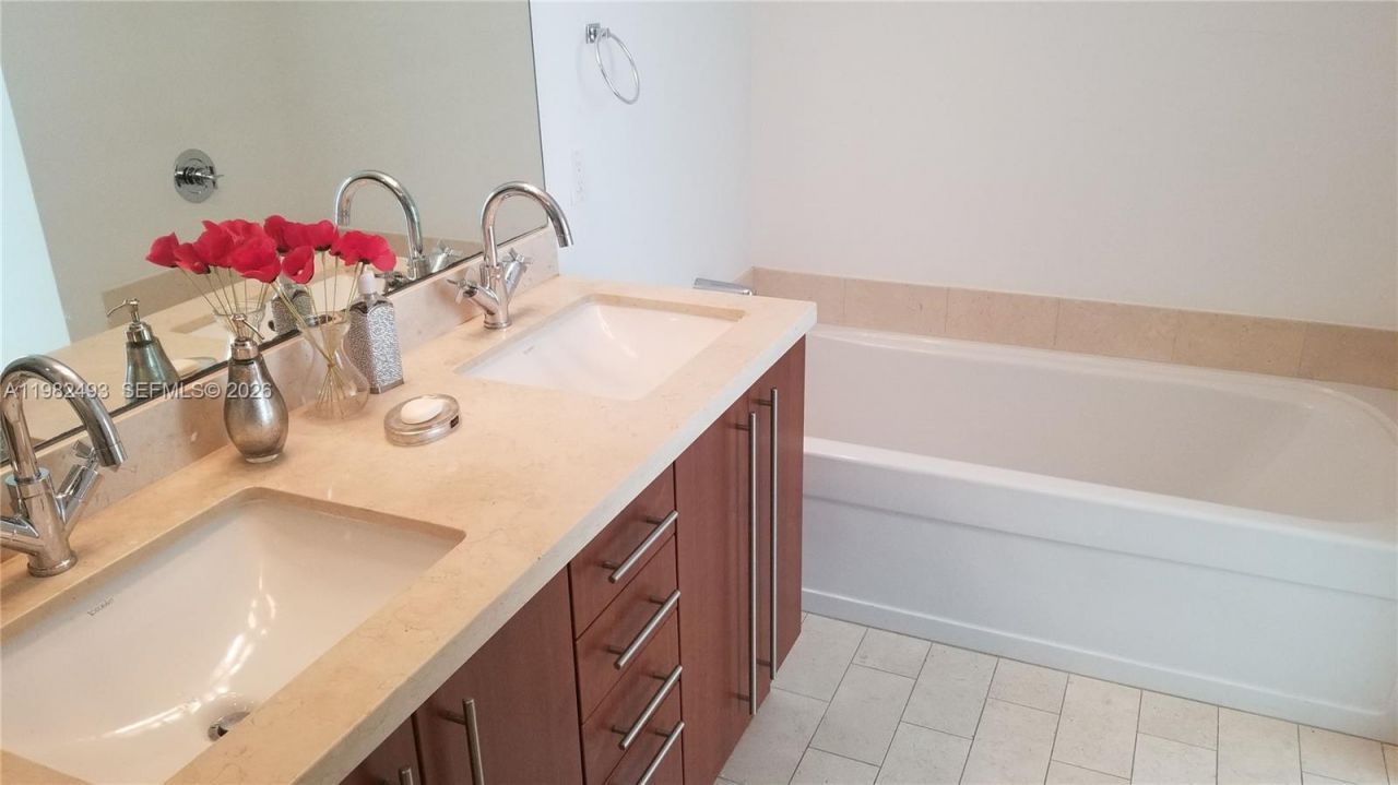 1111 SW 1st Ave , Unit 3516-N, Miami, FL 33130 Photo