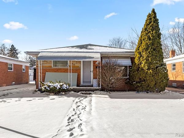 5949 N Lafayette Street, Dearborn Heights, MI 48127