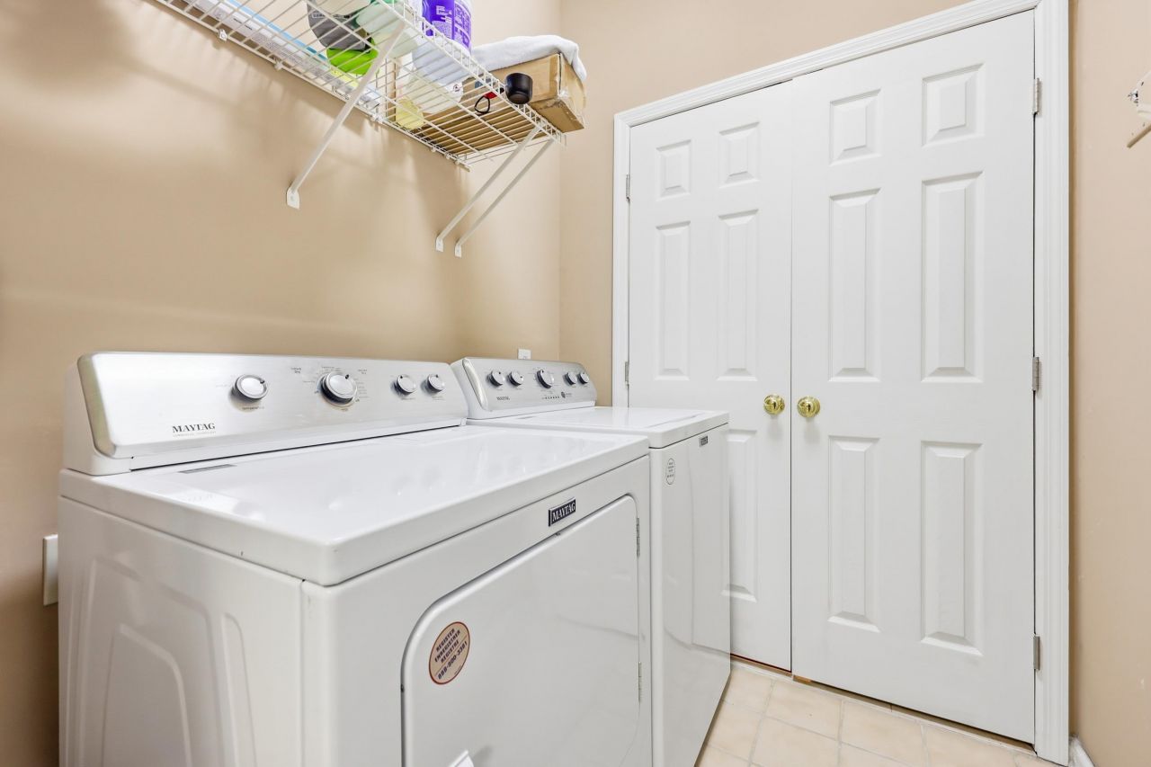 9755 Leyland Dr. Photo 18