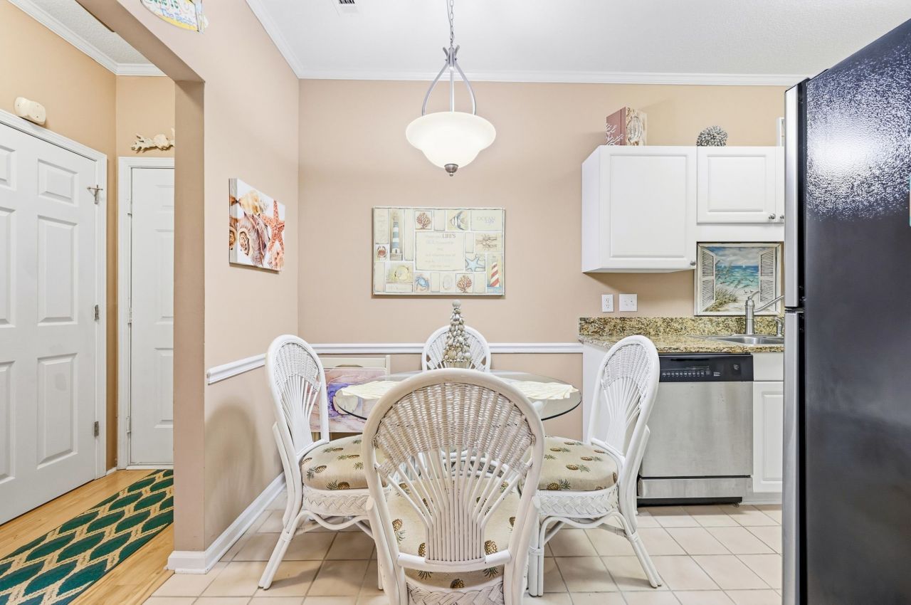 9755 Leyland Dr. Photo 6