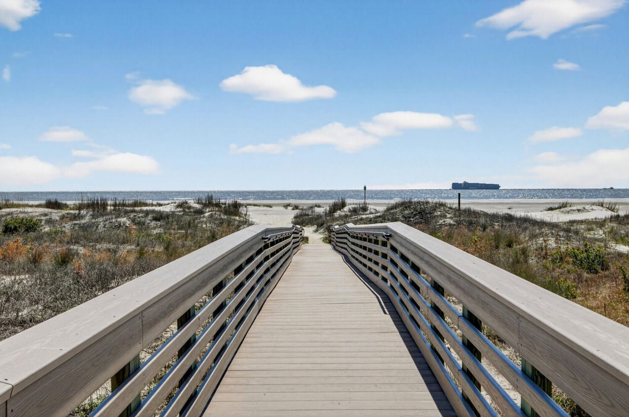 2057 Middle Street Photo 24