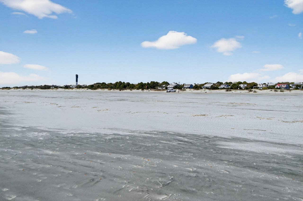 2057 Middle Street Photo 25