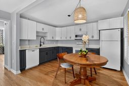 2057 Middle Street photo 4