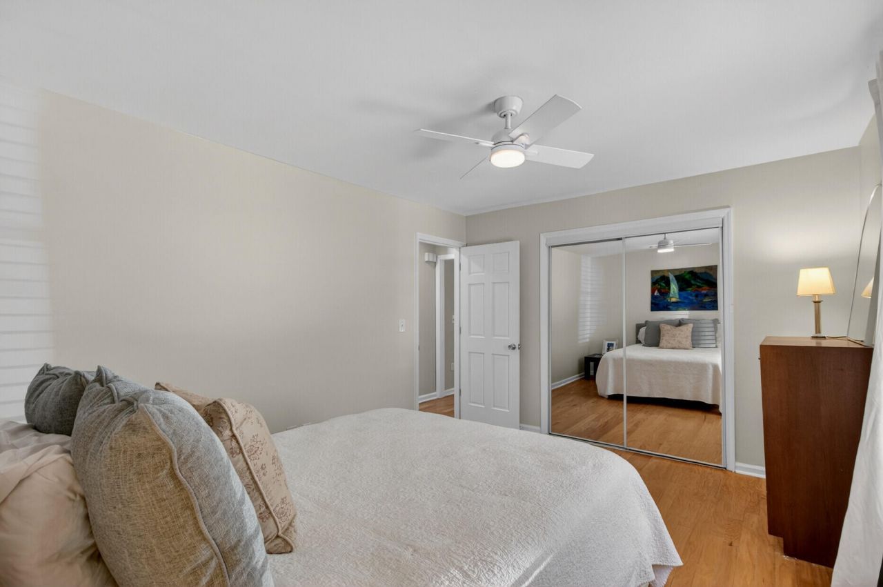 2057 Middle Street Photo 7