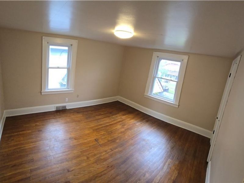 1043 Oakland Avenue, Akron, OH 44310 Photo 14