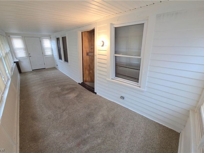 1043 Oakland Avenue, Akron, OH 44310 Photo 15