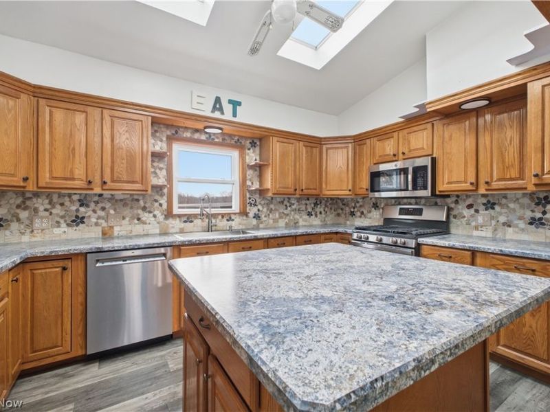 8116 State Route 5, Kinsman, OH 44428 Photo 22