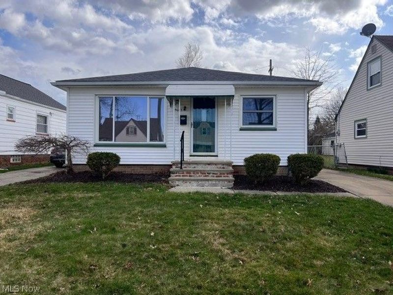 5603 Allanwood Drive, Parma, OH 44129 Photo 1