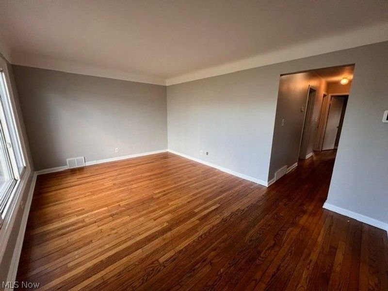 5603 Allanwood Drive, Parma, OH 44129 Photo 2