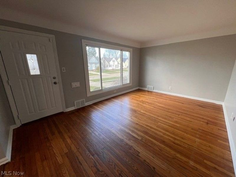 5603 Allanwood Drive, Parma, OH 44129 Photo 4