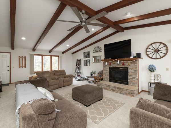 44241 70th Avenue, Kenyon, MN 55946