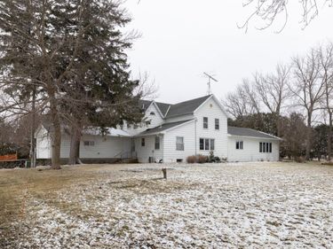 44241 70th Avenue, Kenyon, MN 55946