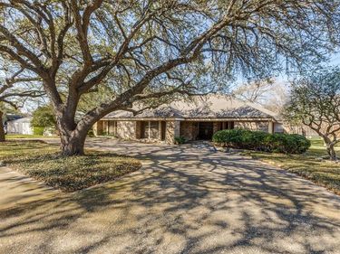 17011 Graystone Drive, Dallas, TX 75248