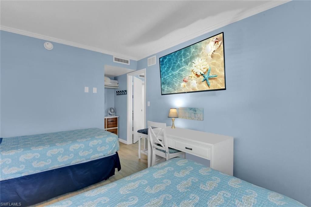 1295 Gulf Shore Blvd S, Unit 218, Naples, FL 34102 Photo