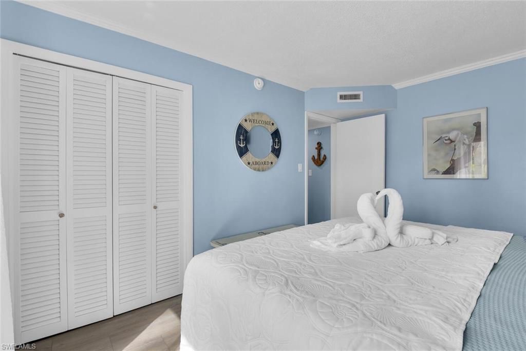 1295 Gulf Shore Blvd S, Unit 218, Naples, FL 34102 Photo