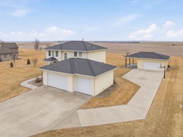 18131 ASHLEY Lane, COUNCIL BLUFFS, IA 51503