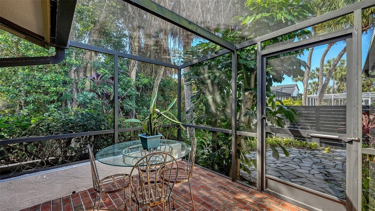 5345 Siesta Court, Sarasota, FL 34242 Photo