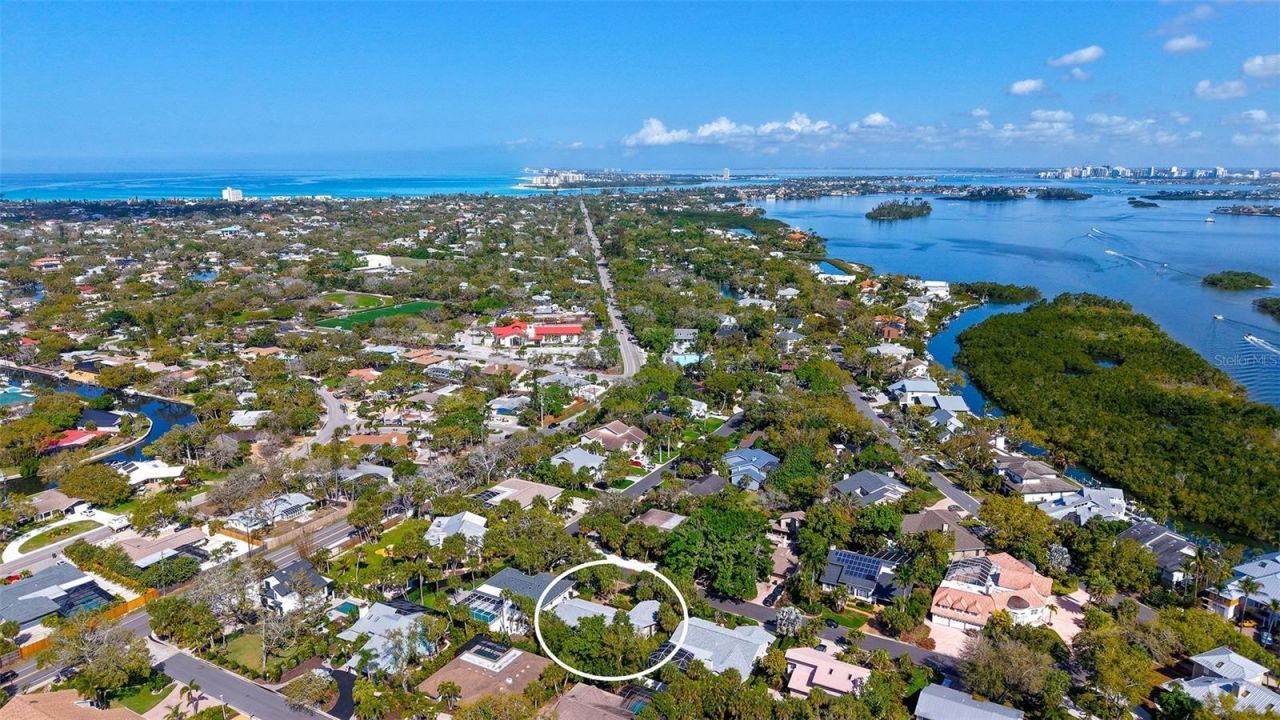 5345 Siesta Court, Sarasota, FL 34242 Photo