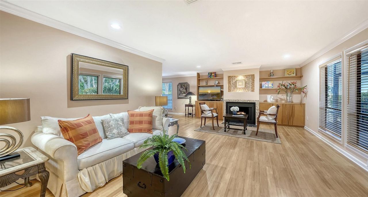 5345 Siesta Court, Sarasota, FL 34242 Photo