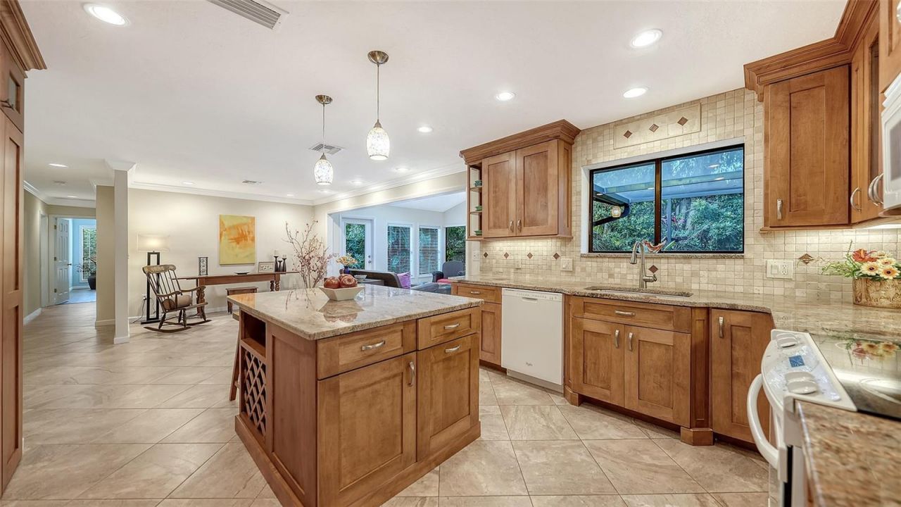 5345 Siesta Court, Sarasota, FL 34242 Photo