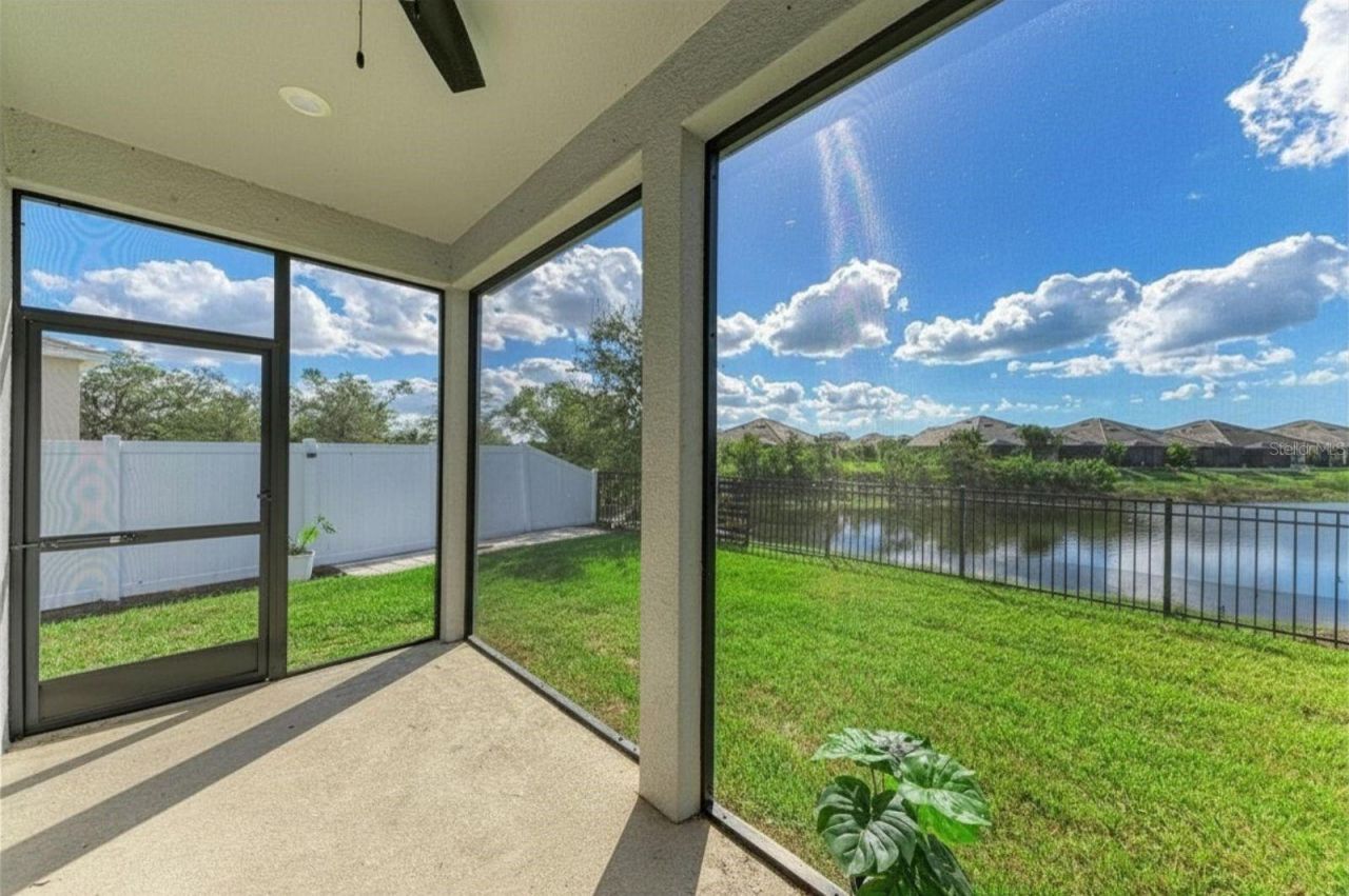 3519 74th Avenue Circle E, Sarasota, FL 34243 Photo